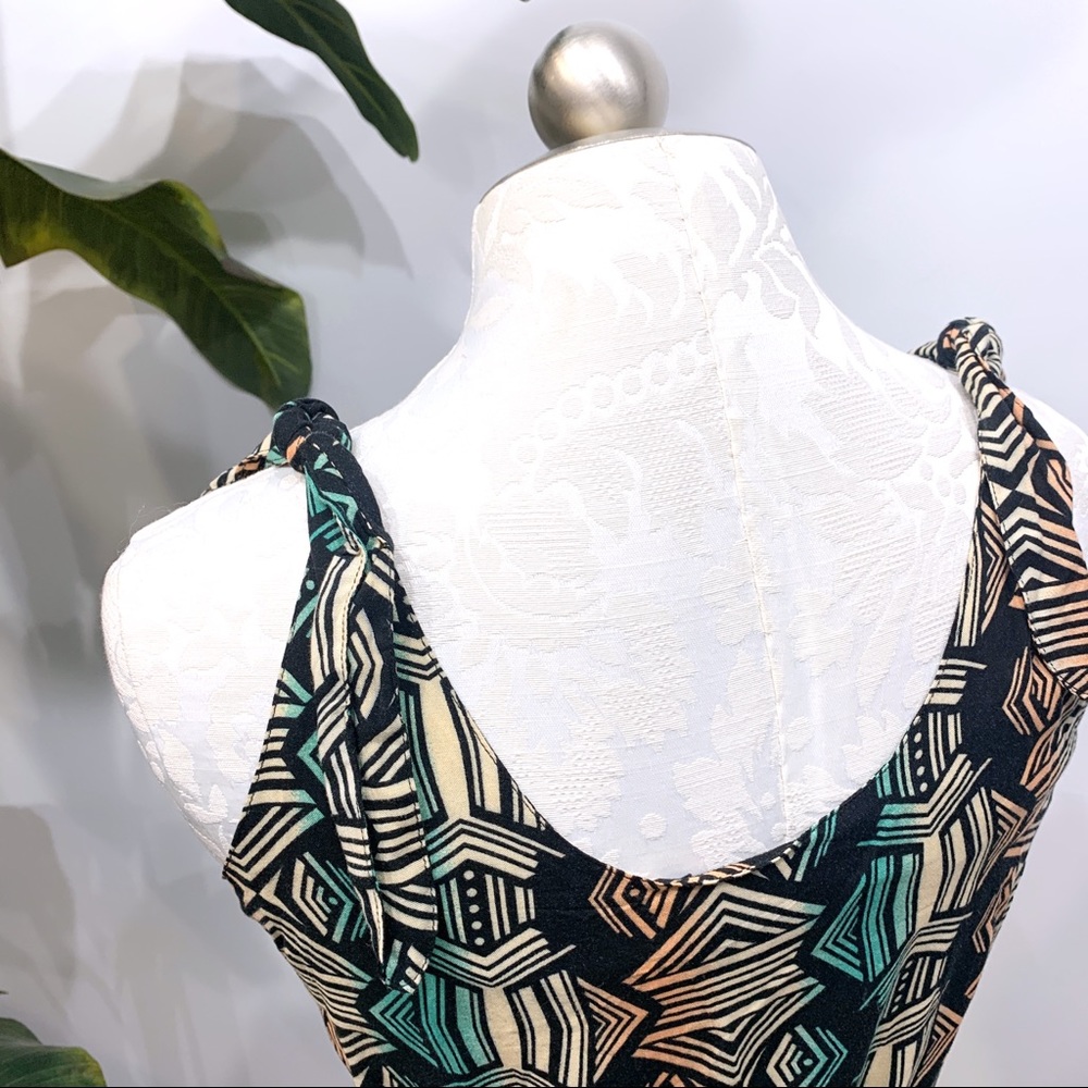 Geometric Pattern Tie Strap Romper - image 3